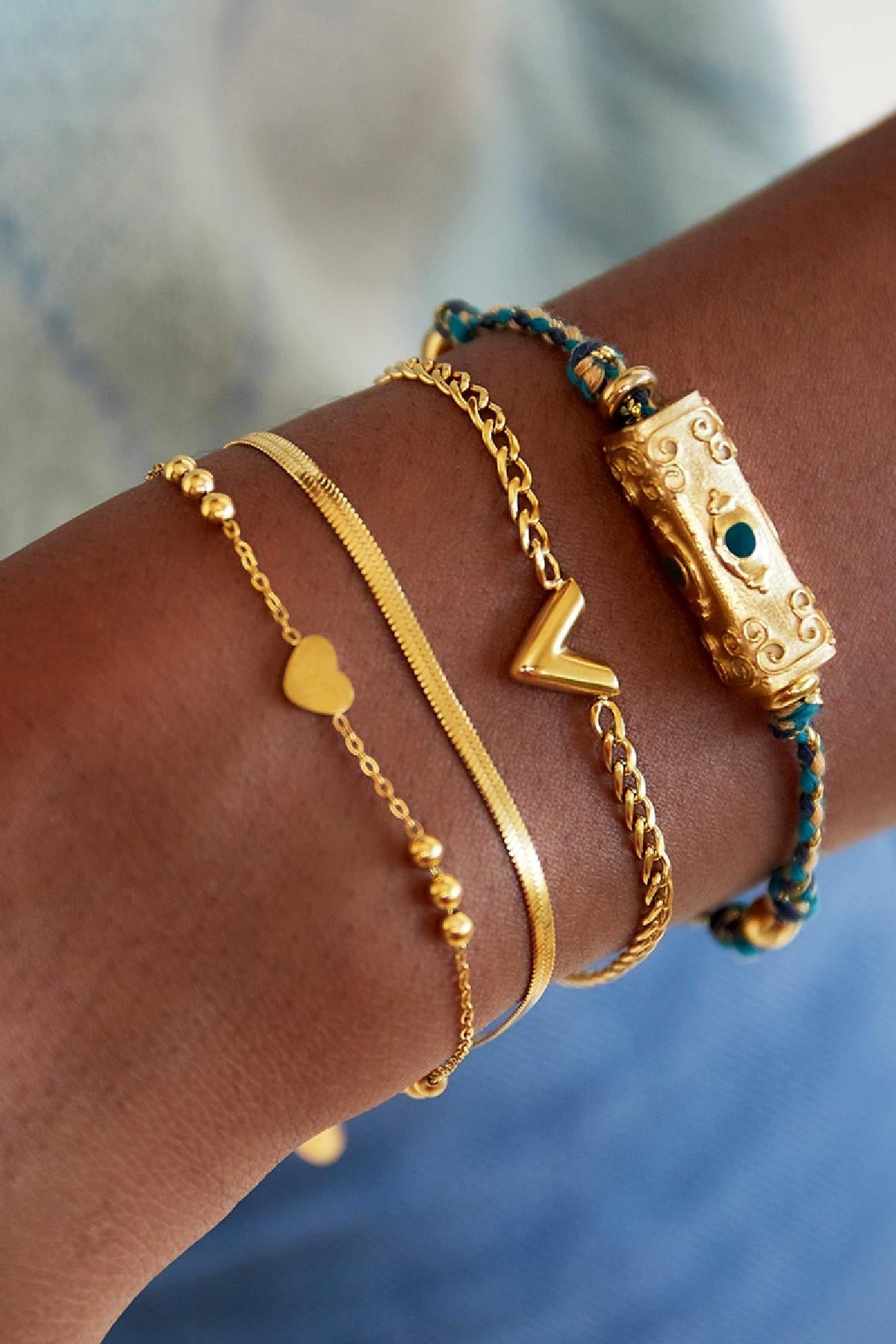 Armband V zilver -